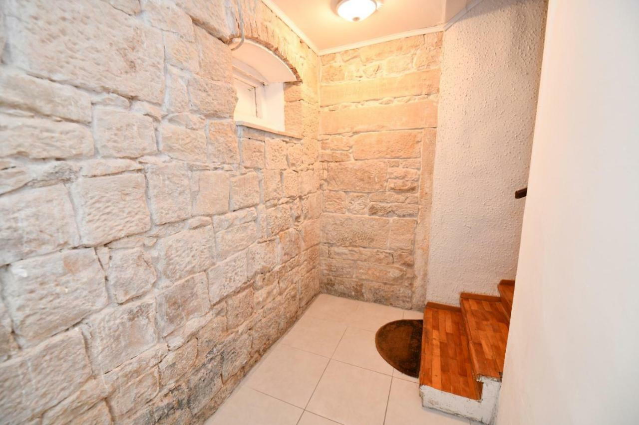 Apartment Cecilija Сини Екстериор снимка